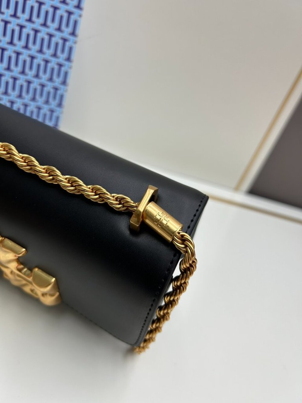 Eleanor Medium Black Smooth Leather Crossbody Bag - Picture 6 of 7